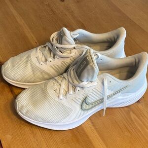 Nike White Mesh Sneakers